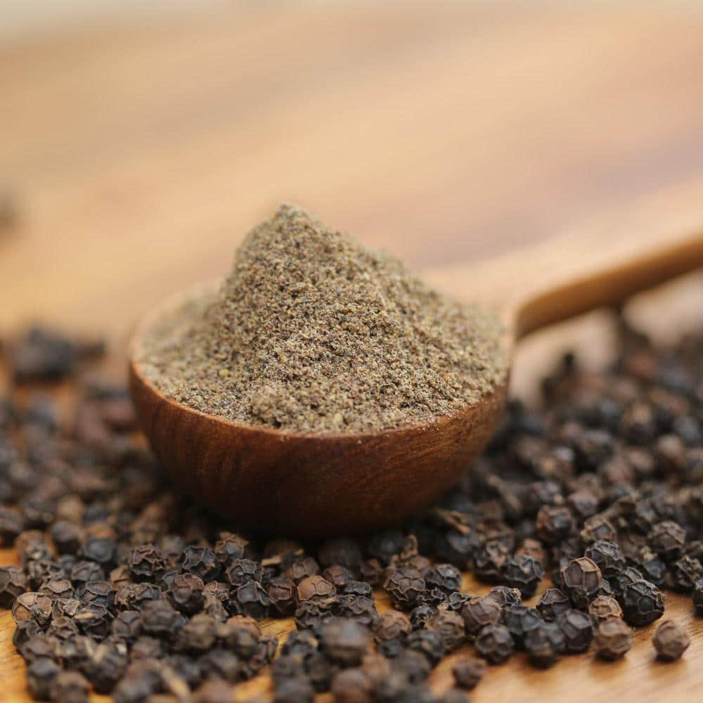 Black pepper powder